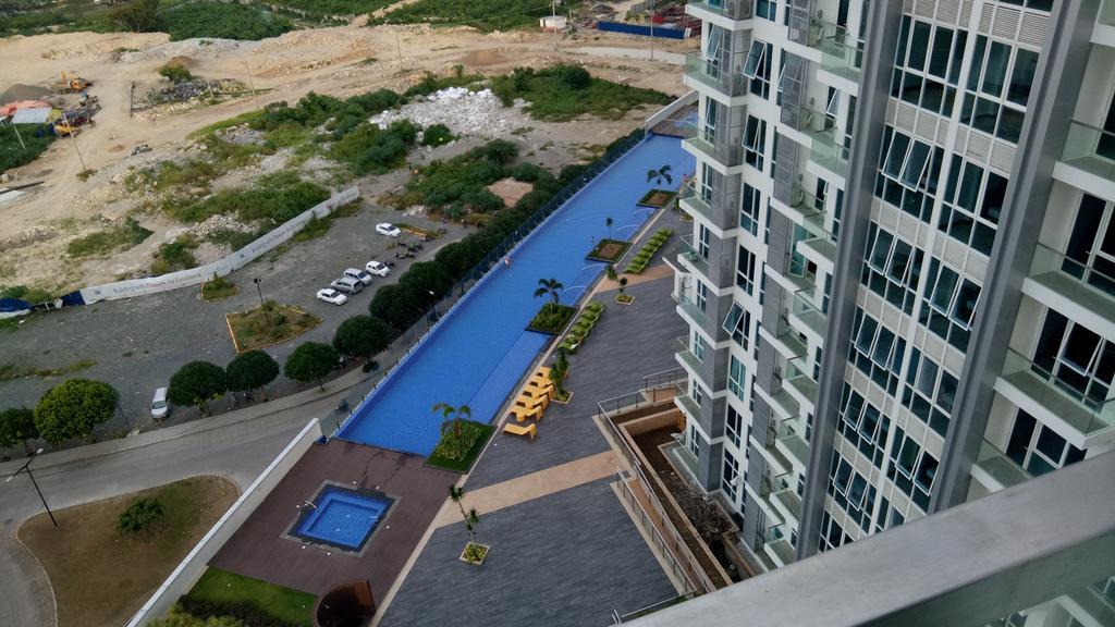 Mactan Newtown Boulevard Lapu-Lapu City Bagian luar foto